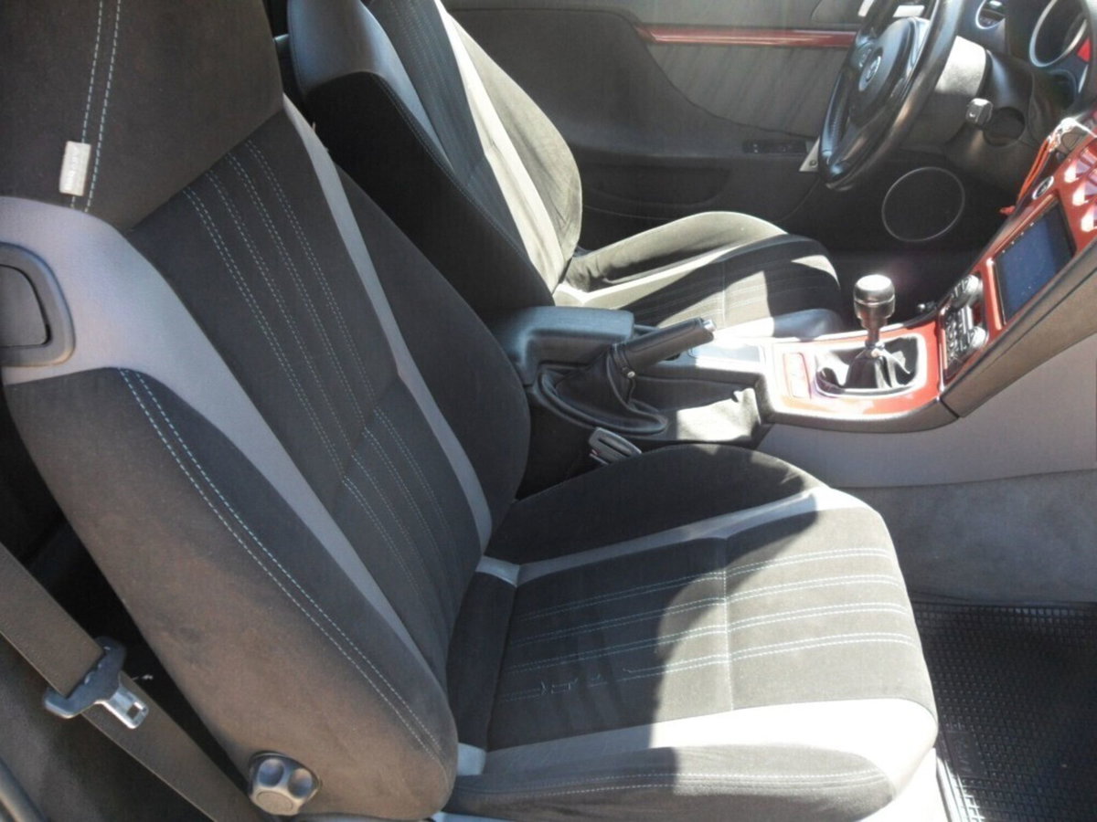 Alfa Romeo Spider 2.4 JTDm Exclusive (6)