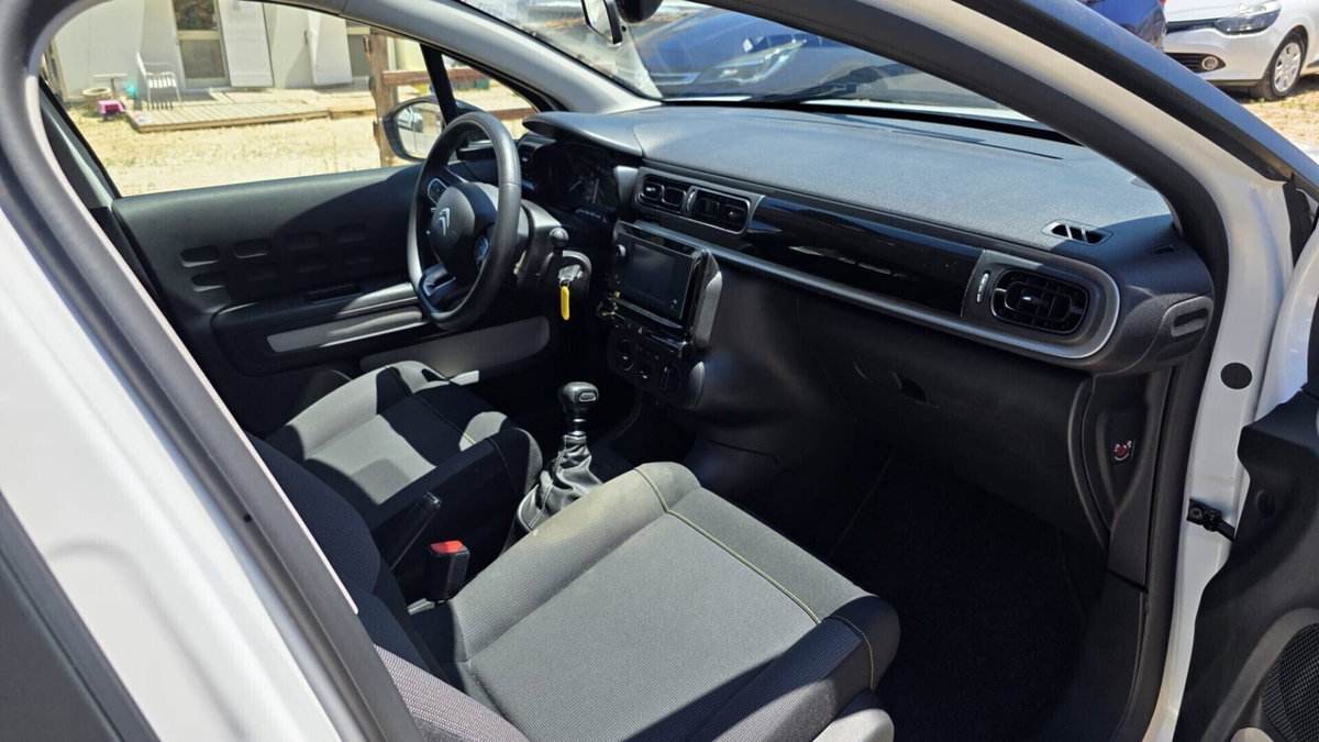 Citroen C3 BlueHDi 100 S&S Shine (11)