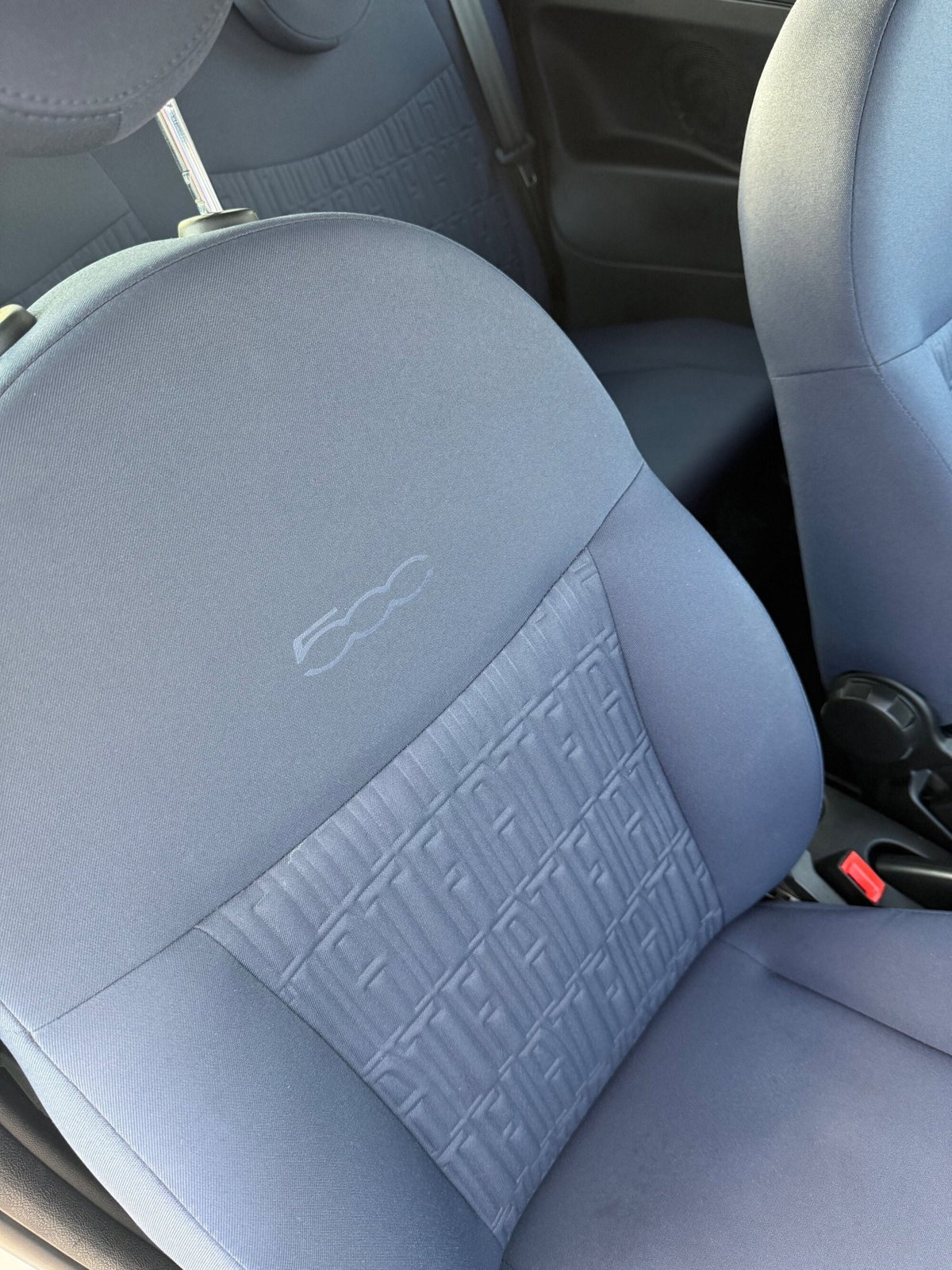 Fiat 500 1.0 Hybrid Club (9)