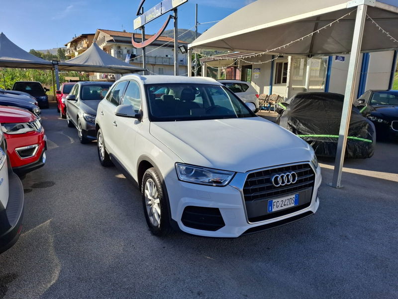 Audi Q3 2.0 TDI 120 CV Business