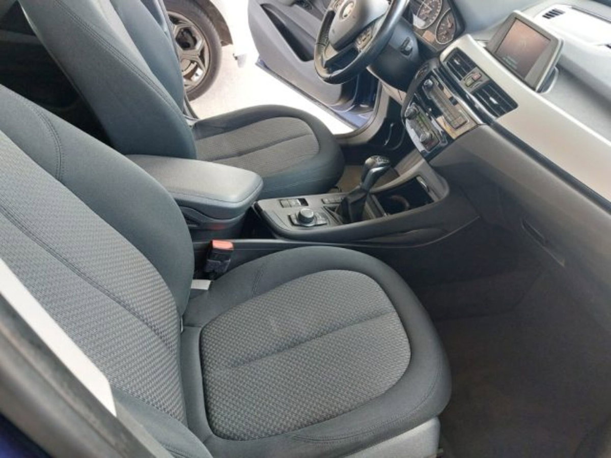 BMW X1 xDrive18d Sport (10)