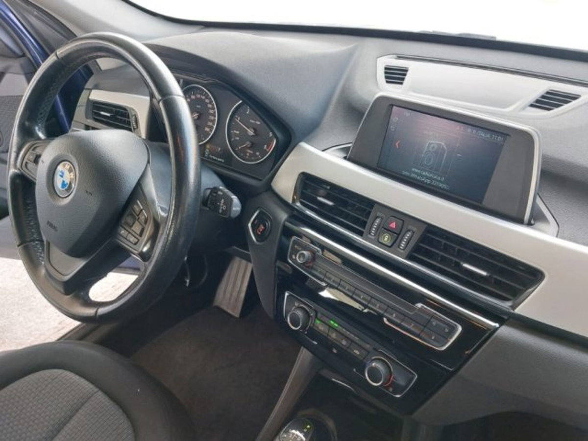 BMW X1 xDrive18d Sport (11)