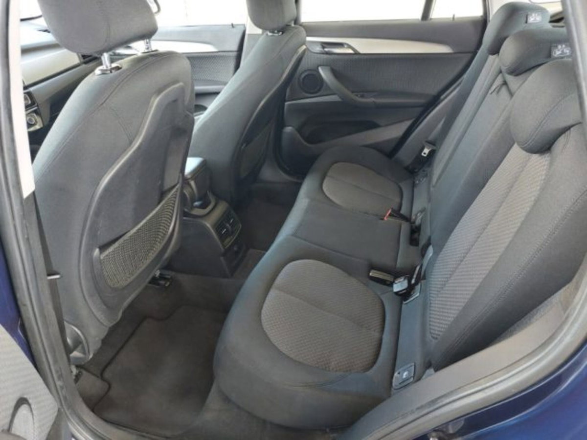 BMW X1 xDrive18d Sport (7)