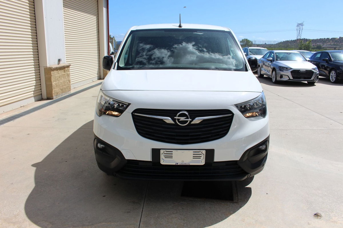 Opel Combo Furgone Cargo 1.5 Diesel 100CV S&S PL-DC 850kg (2)