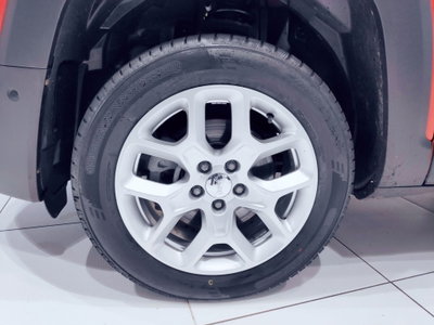 Jeep Renegade 2.0 Mjt 140CV 4WD Active Drive Longitude (8)