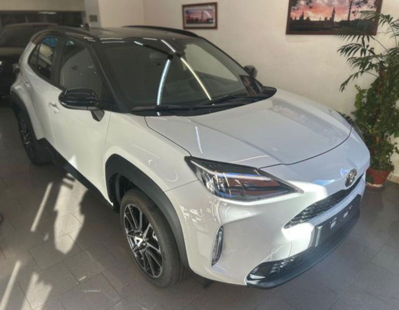 Toyota Yaris Cross 1.5h GR Sport Black Sky fwd 116cv e-cvt