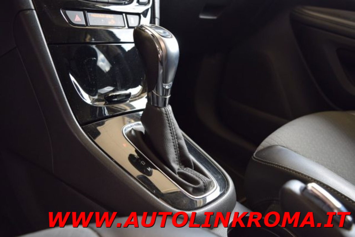 Opel Mokka 1.4 Turbo GPL Tech 140CV 4x2 Cosmo b-Color (9)