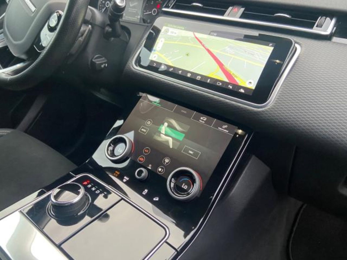 Land Rover Range Rover Velar 2.0D I4 180 CV R-Dynamic HSE (7)