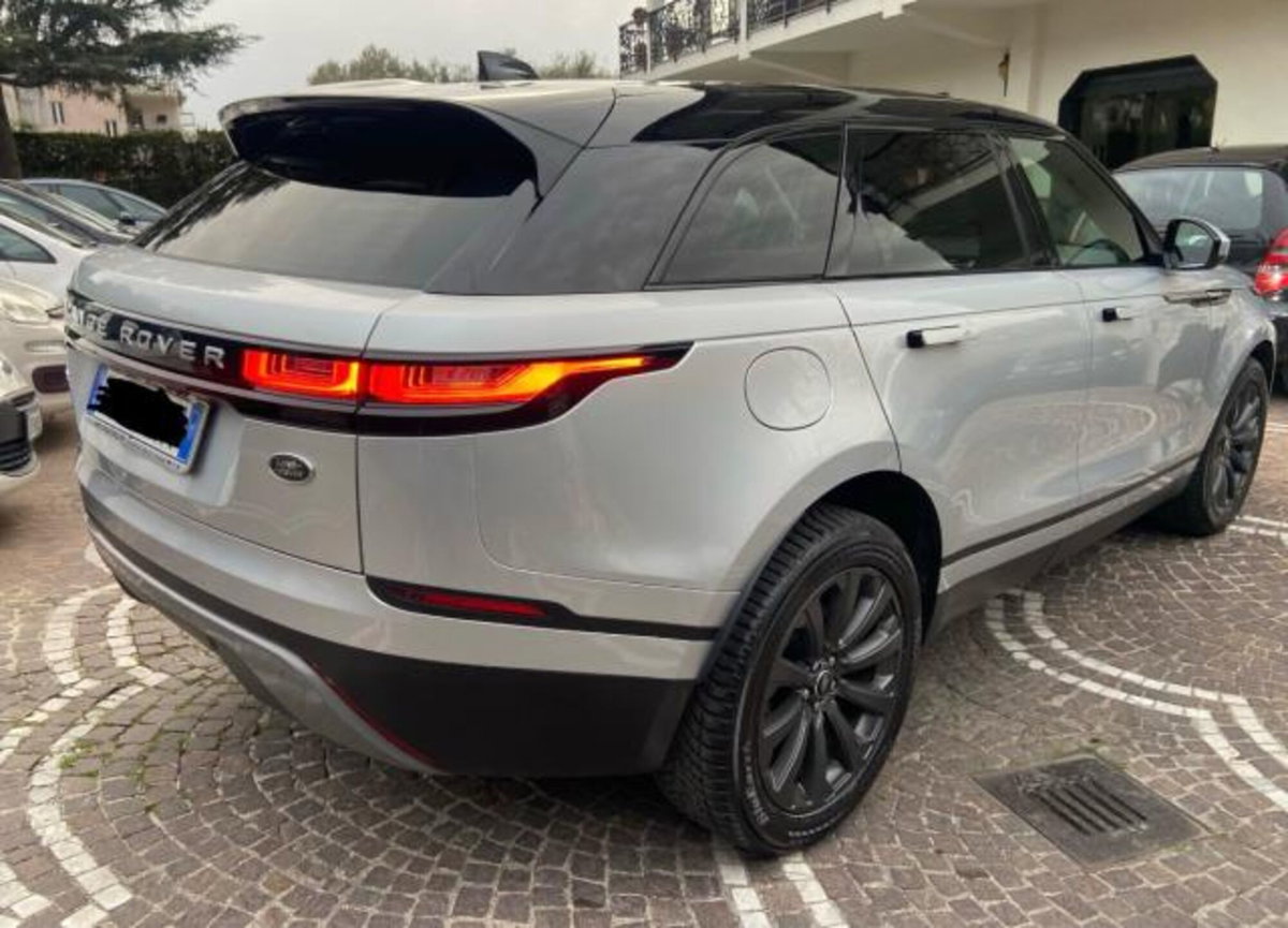 Land Rover Range Rover Velar 2.0D I4 180 CV R-Dynamic HSE (8)
