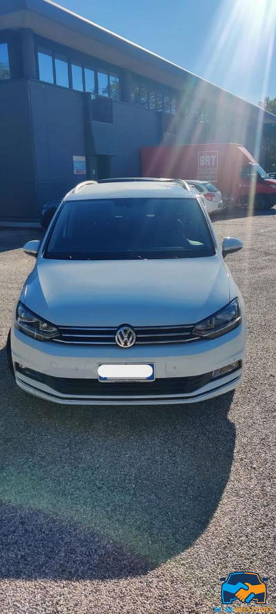 Volkswagen Touran 2.0 tdi Edition dsg usata