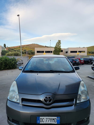 Toyota Corolla Verso 2.2 16V D-4D DPF Sol