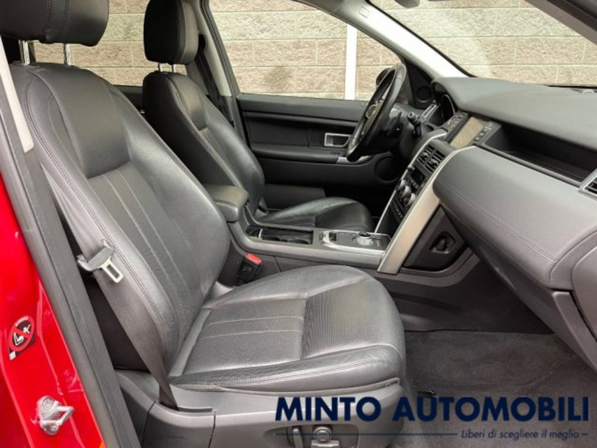 Land Rover Discovery Sport 2.0 TD4 180 CV Pure (11)