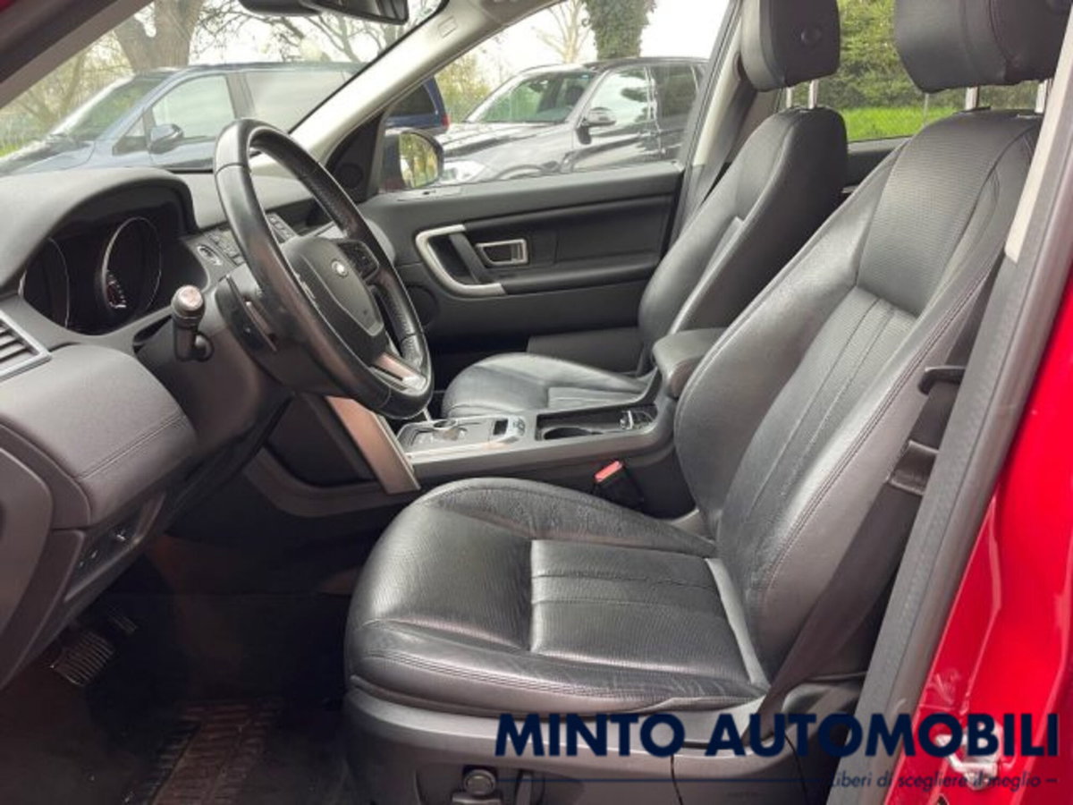 Land Rover Discovery Sport 2.0 TD4 180 CV Pure (13)