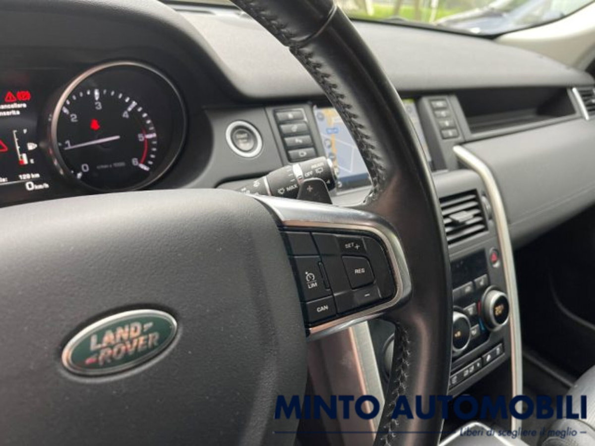 Land Rover Discovery Sport 2.0 TD4 180 CV Pure (14)
