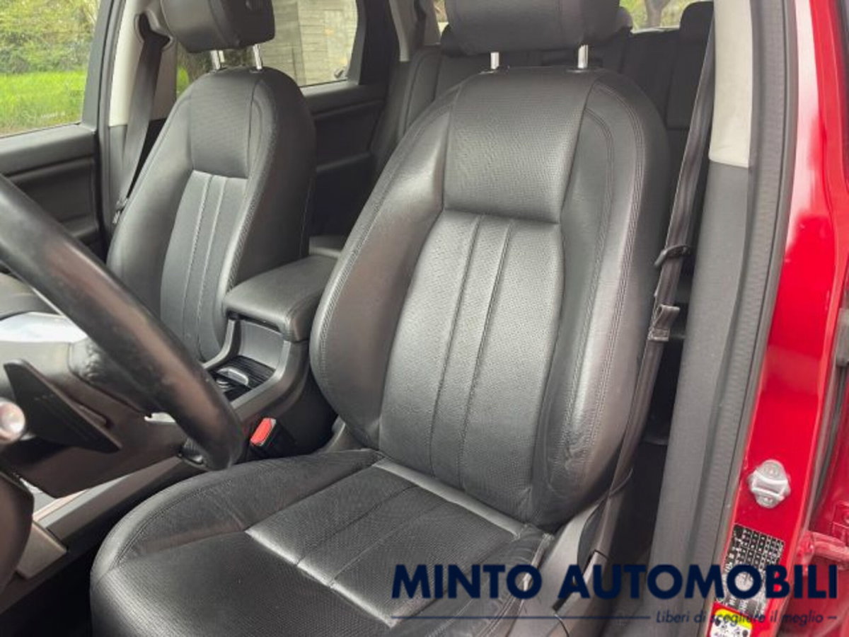 Land Rover Discovery Sport 2.0 TD4 180 CV Pure (18)