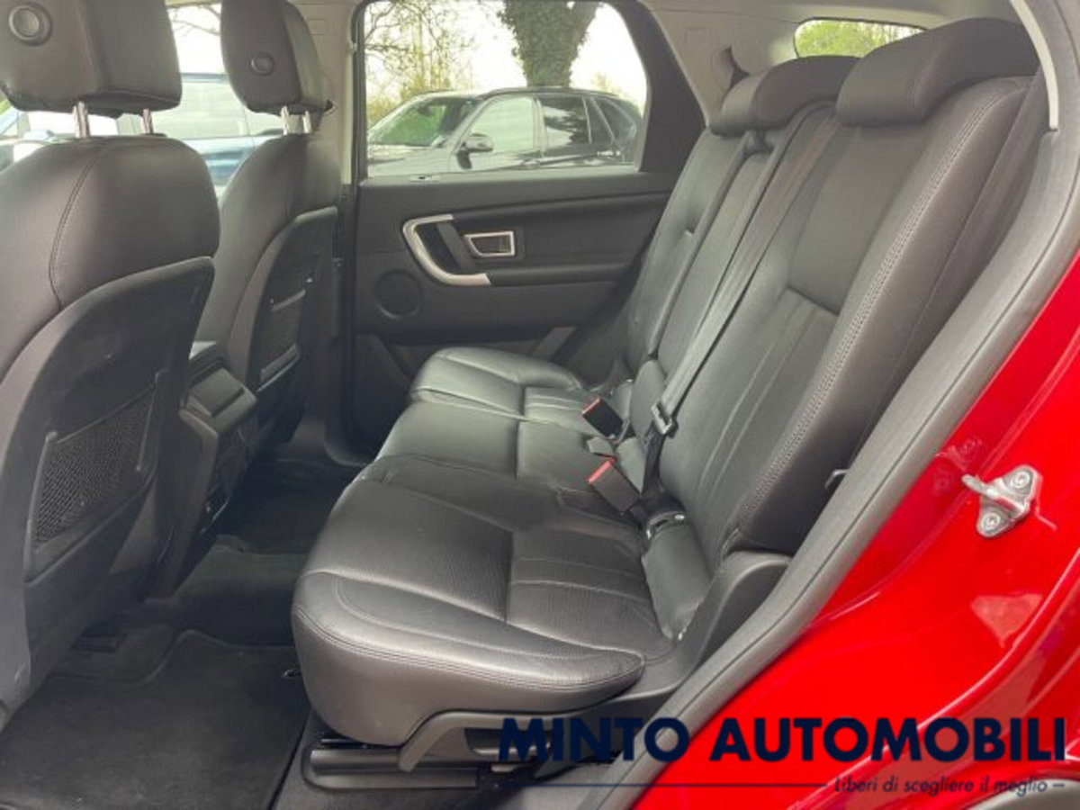 Land Rover Discovery Sport 2.0 TD4 180 CV Pure (19)