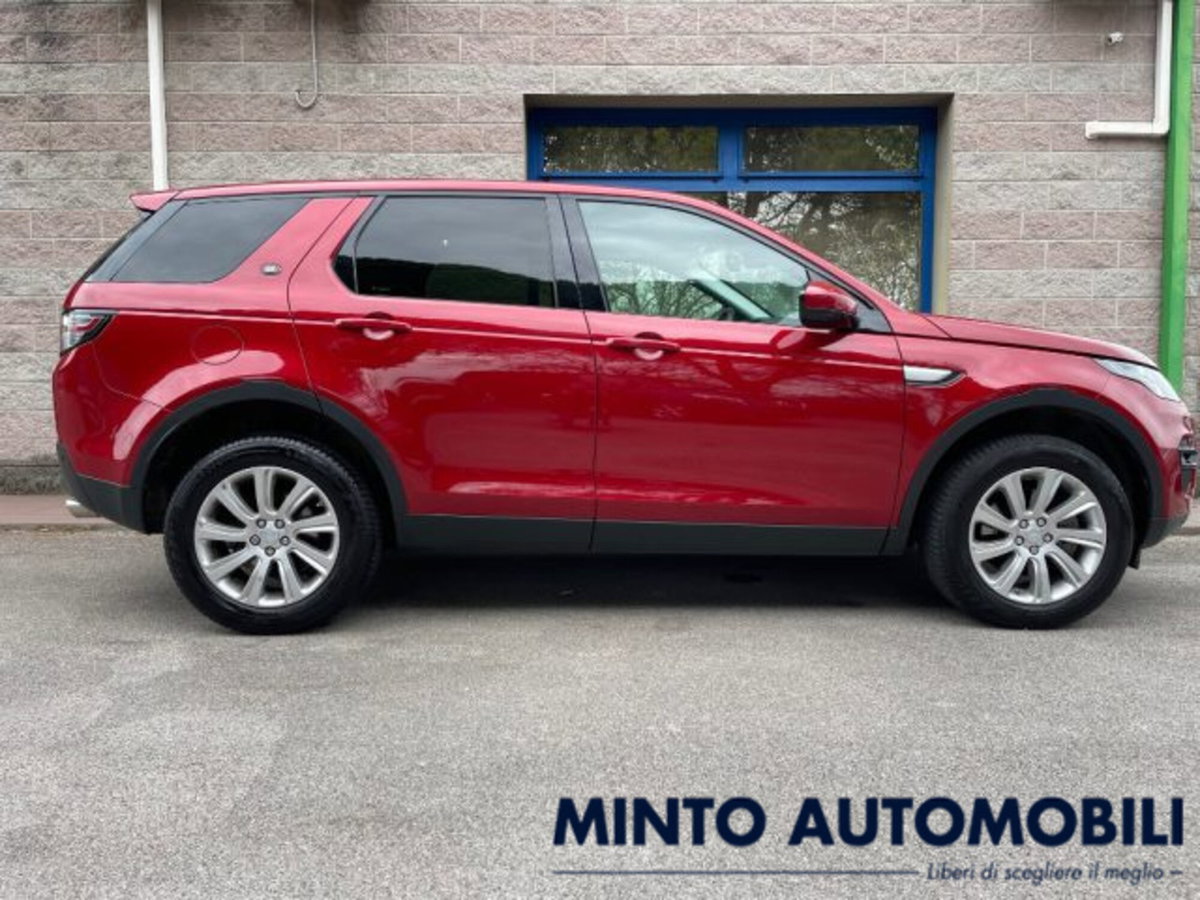 Land Rover Discovery Sport 2.0 TD4 180 CV Pure (3)