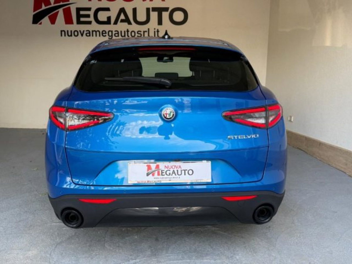 Alfa Romeo Stelvio Stelvio 2.2 Turbodiesel 160 CV AT8 RWD Sprint (2)