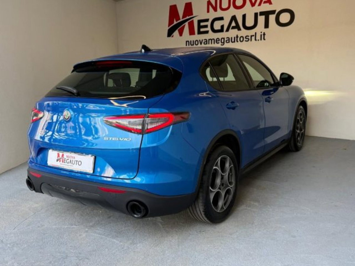 Alfa Romeo Stelvio Stelvio 2.2 Turbodiesel 160 CV AT8 RWD Sprint (3)