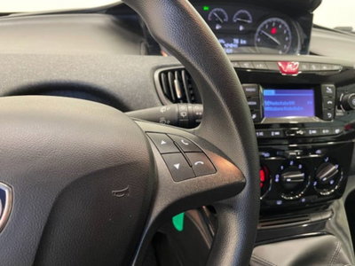 Lancia Ypsilon 1.0 FireFly 5 porte S&S Hybrid Ecochic Silver (20)