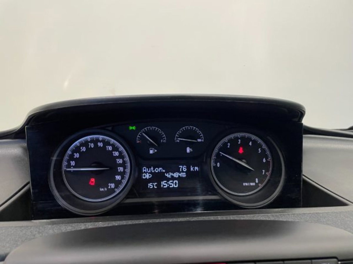 Lancia Ypsilon 1.0 FireFly 5 porte S&S Hybrid Ecochic Silver (5)