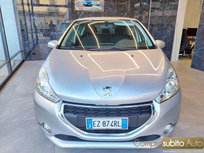 Peugeot 208 HDi 68 CV 5 porte Business usata