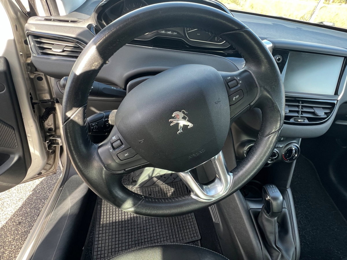 Peugeot 208 82 5 porte Active (18)