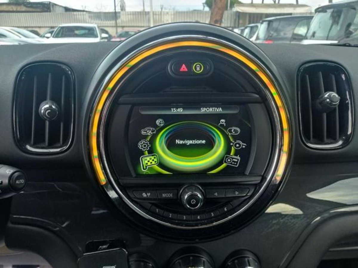 MINI Mini Countryman 2.0 Cooper D Business Countryman (18)