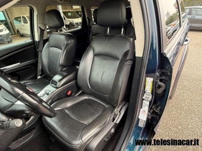 Fiat Freemont 2.0 Mjt 170 CV 4x4 Automatica Lounge (11)