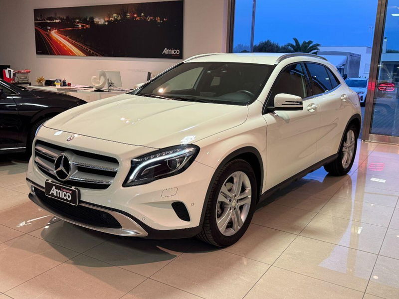 Mercedes-Benz GLA SUV 200 CDI Automatic 4Matic Premium