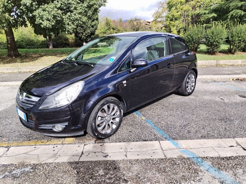 Opel Corsa 1.2 3 porte Sport