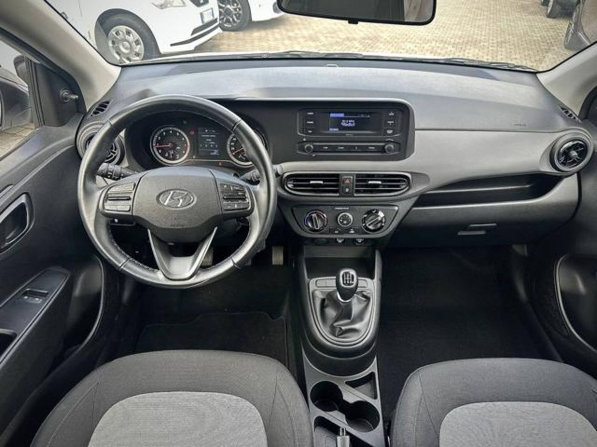 Hyundai i10 1.0 MPI Advanced (16)