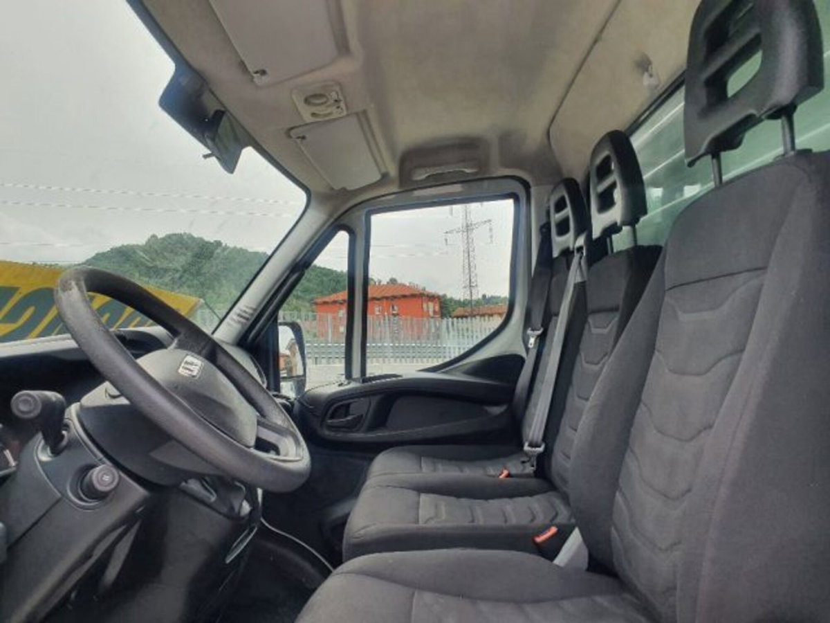 Iveco Daily Telaio 35C13 2.3 HPT PLM-RG Cabinato (6)