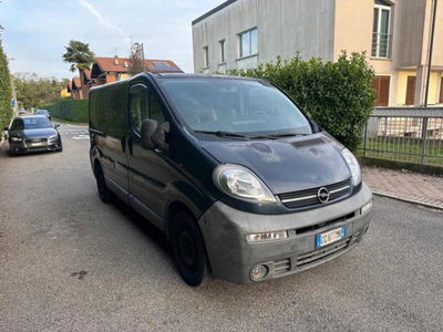 Opel Vivaro Furgone 25 1.9 DTI PC-TN Furgone usato