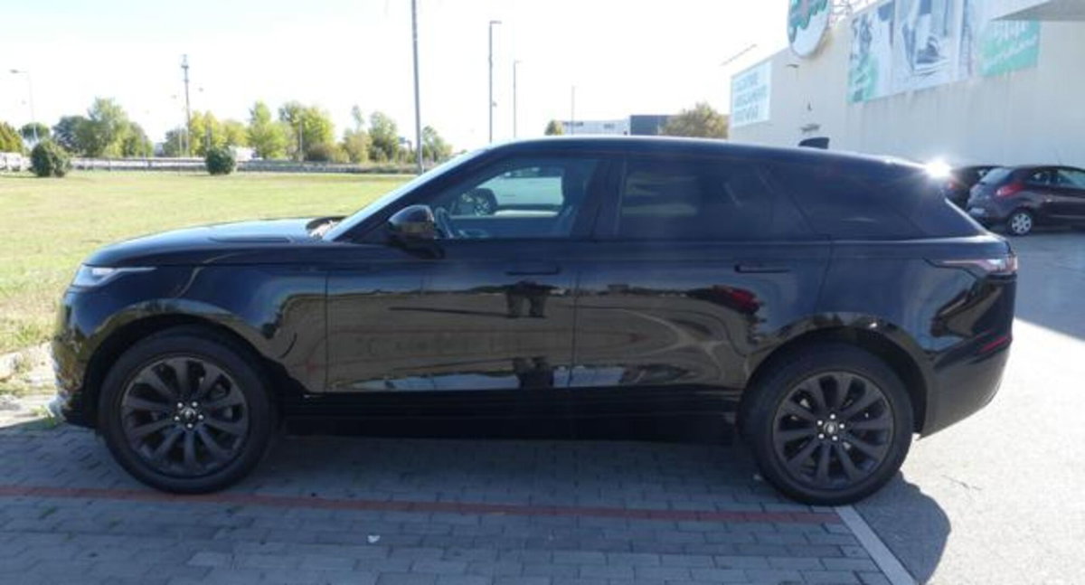 Land Rover Range Rover Velar 2.0D I4 180 CV R-Dynamic SE (4)