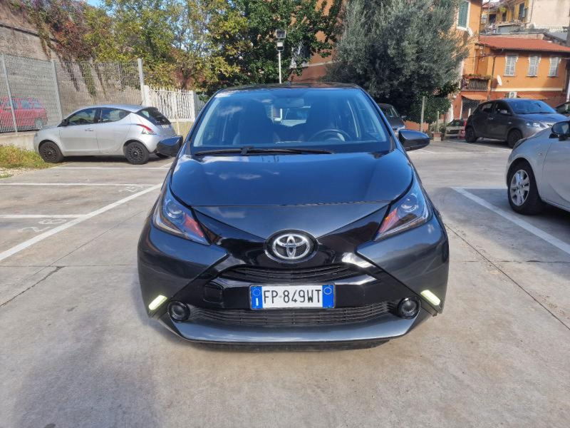 Toyota Aygo 1.0 VVT-i 69 CV 5 porte x-clusiv