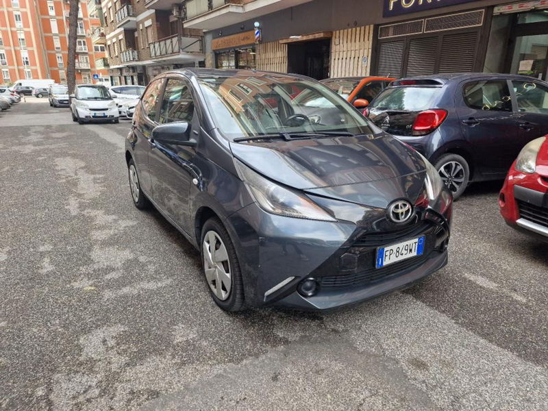 Toyota Aygo 1.0 VVT-i 69 CV 5 porte x-pure