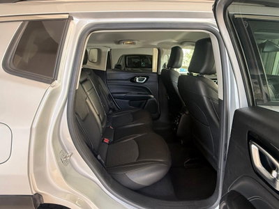 Jeep Compass 1.6 Multijet II 2WD Limited (13)