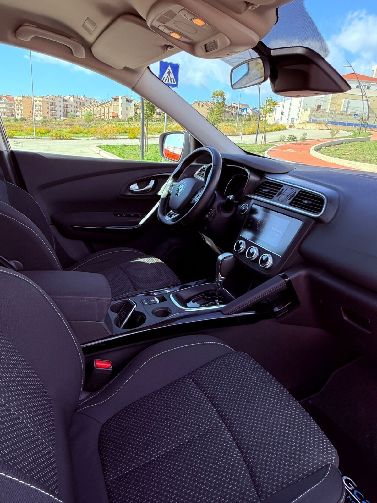 Renault Kadjar dCi 8V 115CV EDC Equilibre (14)