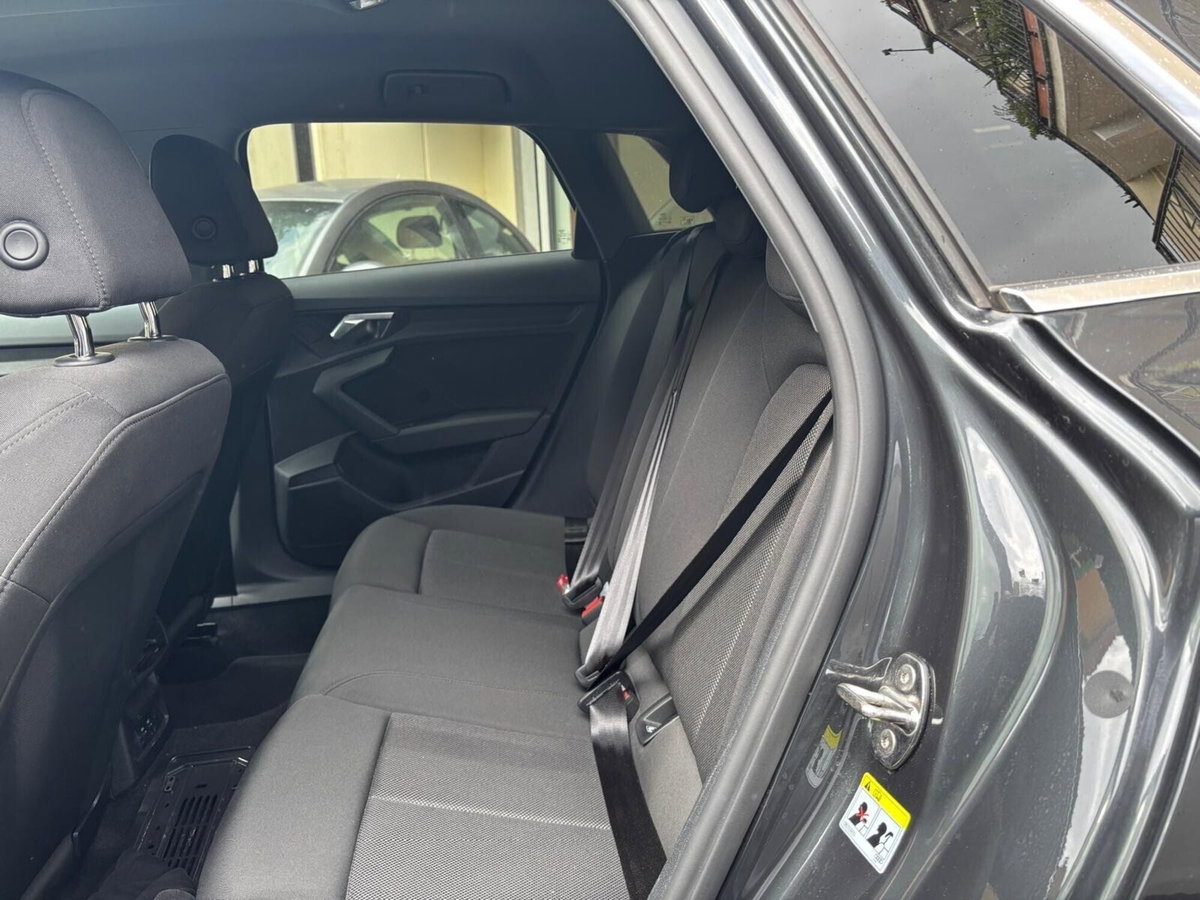Audi A3 Sportback 35 TDI S tronic Business Advanced (11)