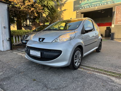 Peugeot 107 68CV 3p. Sweet Years 2Tronic usata