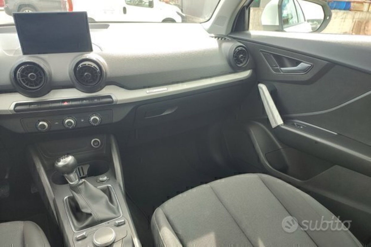 Audi Q2 Q2 1.6 TDI Business (11)