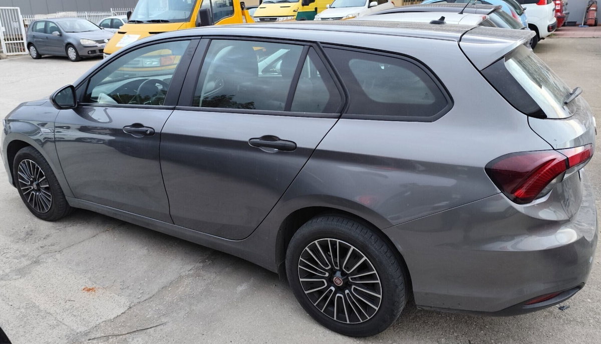 Fiat Tipo Station Wagon Tipo 1.6 Mjt S&S SW City Sport (2)