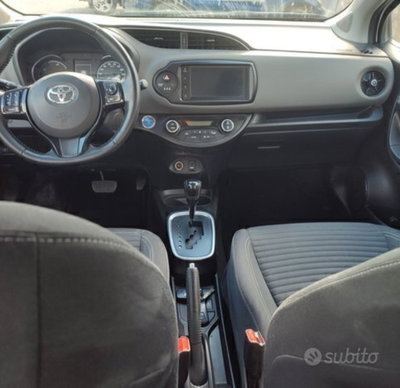 Toyota Yaris 1.5 Hybrid 5 porte Active (10)