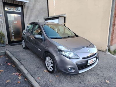 Renault Clio 1.2 16V 5 porte Luxe usata
