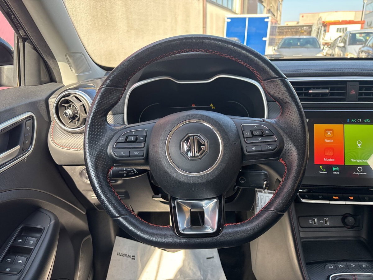 Mg ZS ZS 1.5 Luxury (13)
