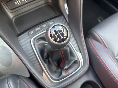 Mg ZS ZS 1.5 Luxury (18)
