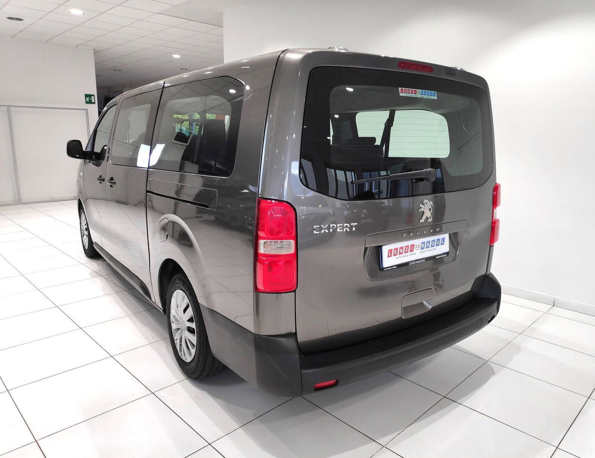Peugeot Traveller BlueHDi 150 S&S Long Allure (16)