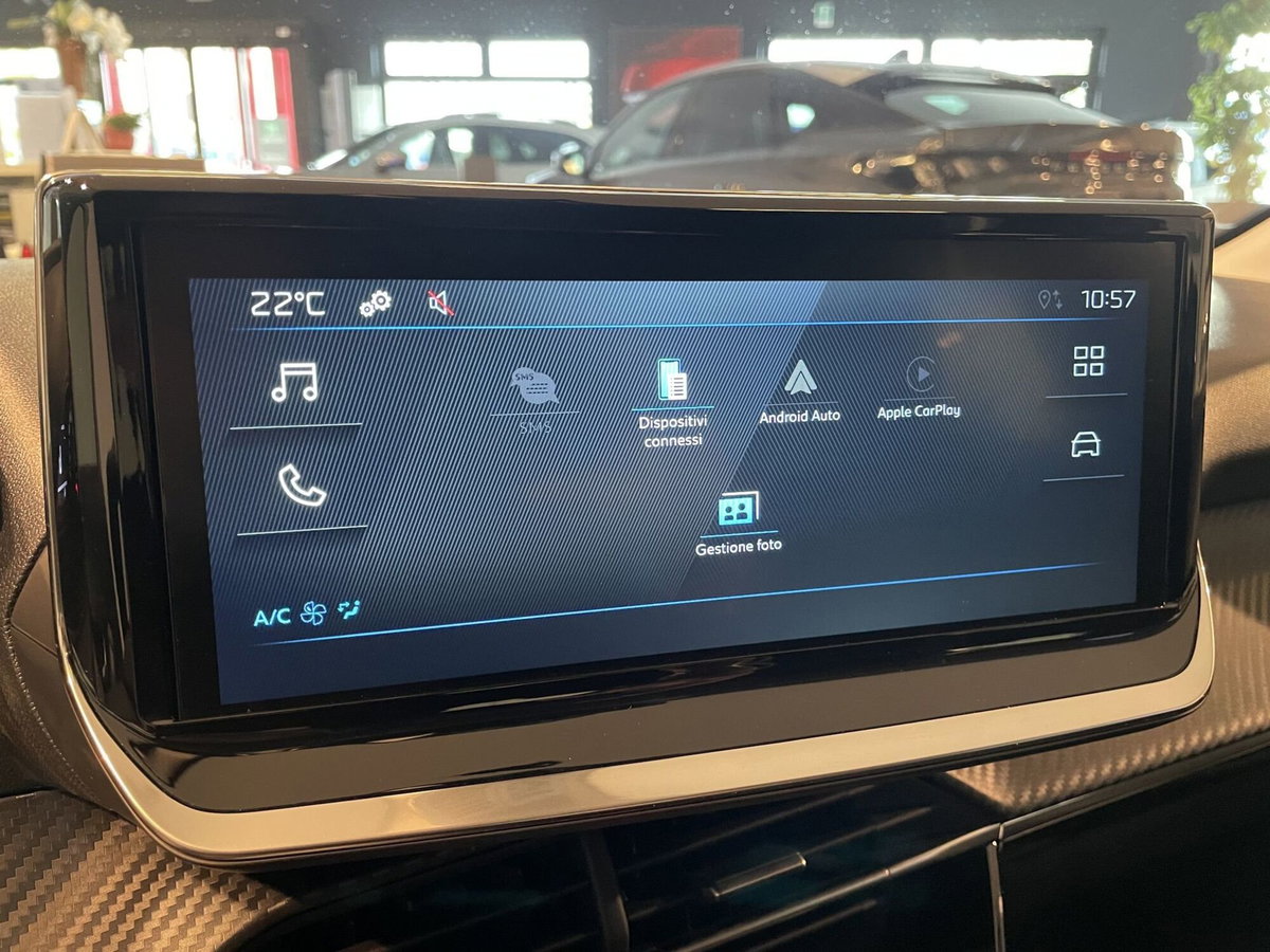 Peugeot 208 PureTech 100 Stop&Start 5 porte GT (11)