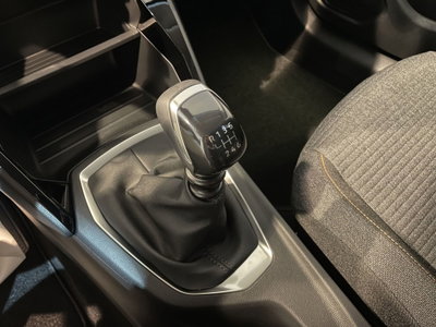 Peugeot 208 PureTech 100 Stop&Start 5 porte GT (7)